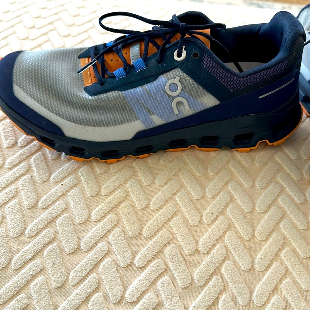 On Cloudvista Women's 8 Trail Running Shoes 64 98592 Midnight Copper EUC.Worn 2X